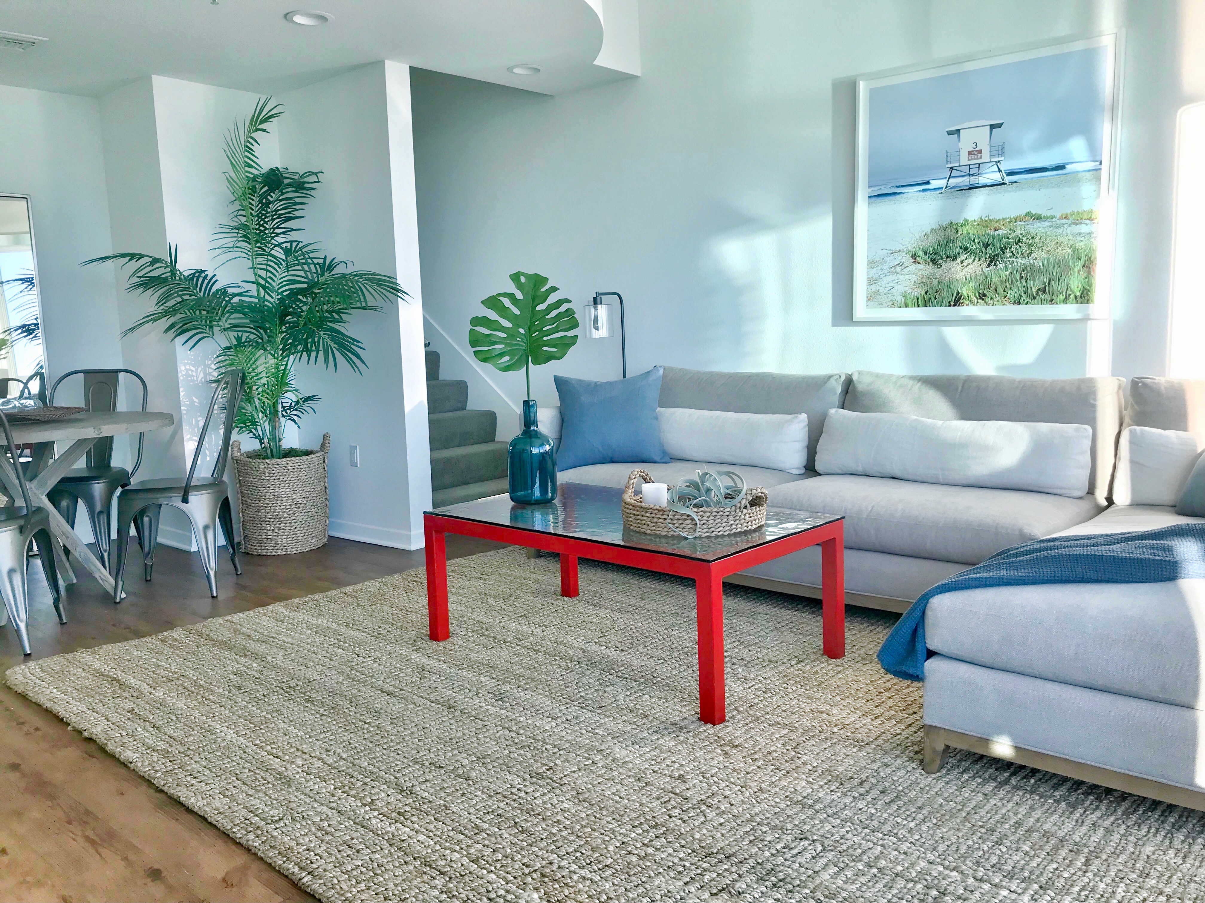 Beach Living Room in Marina Del Ray