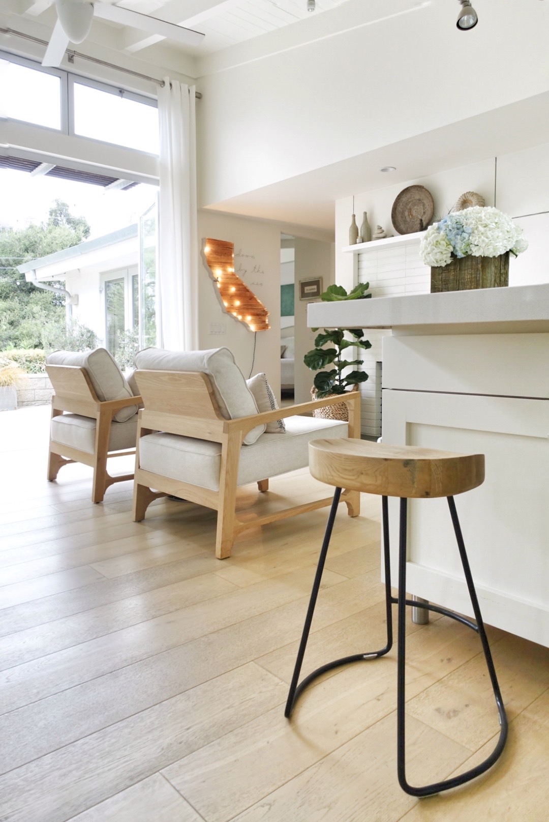 Little Glass House Kitchen and Sitting area